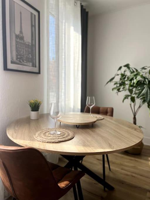 Appartement Cosy Et Lumineux Avec Parking Gratuit Colmar Bagian luar foto